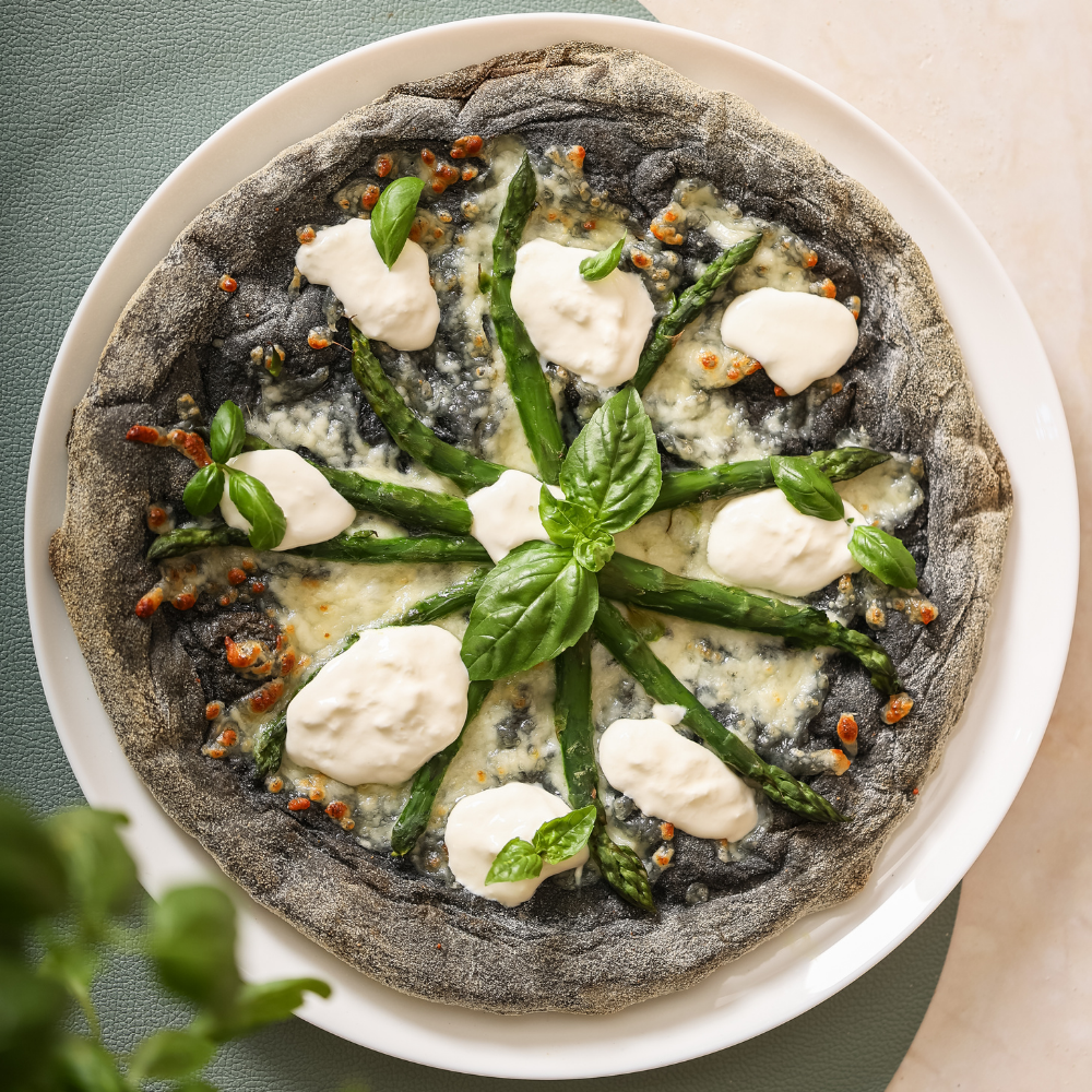 Pizza LOW CARB au charbon végétal